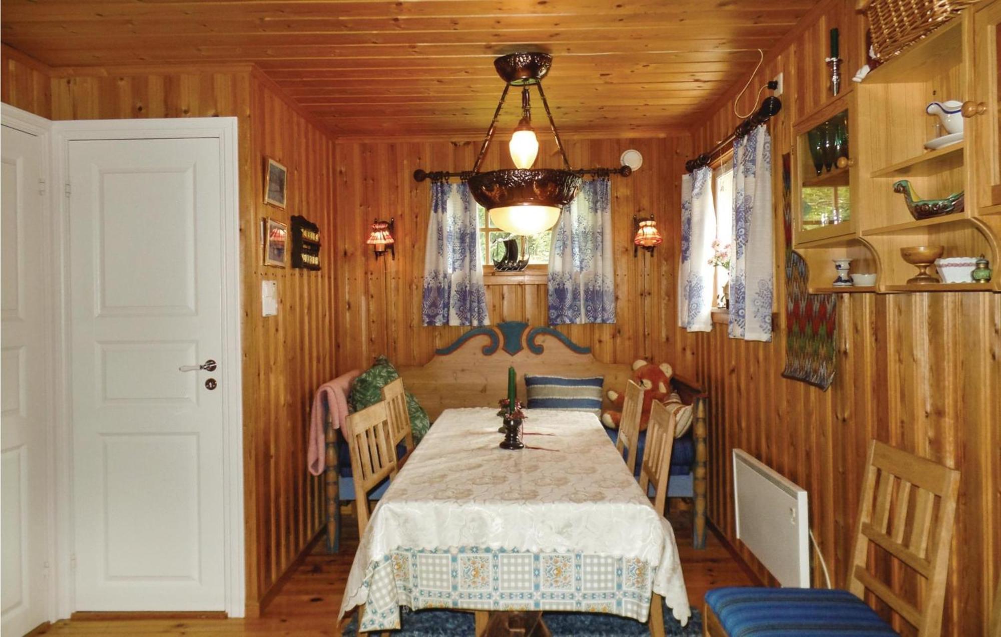 Kveldsro Villa Eina Bagian luar foto